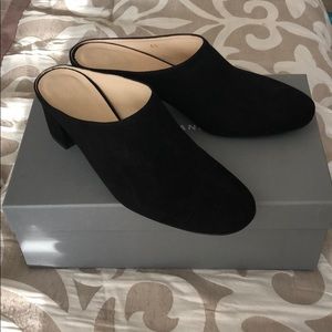 Everlane black suede mules, size 6.5